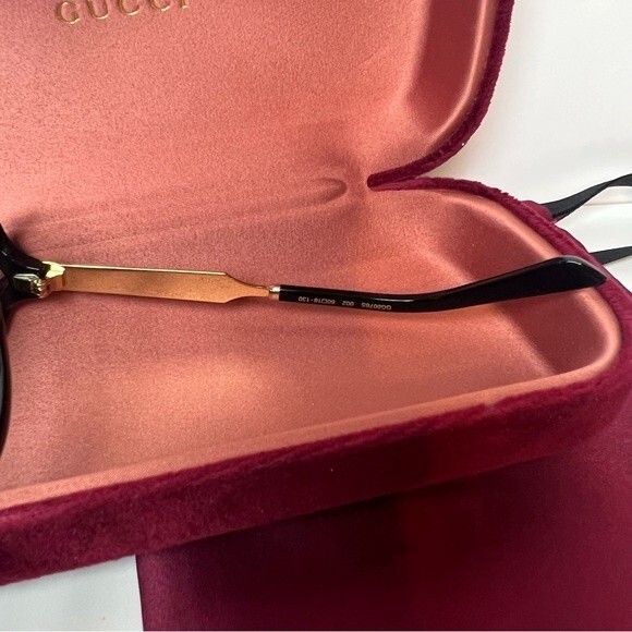 Gucci Womens Sunglasses GG0076S 002 Black/Gold Frames - Picture 12 of 15